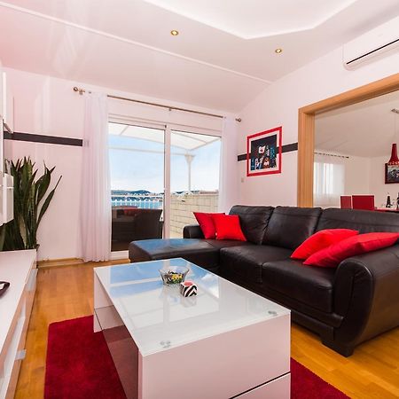 Apartments Barba Trogir Bagian luar foto